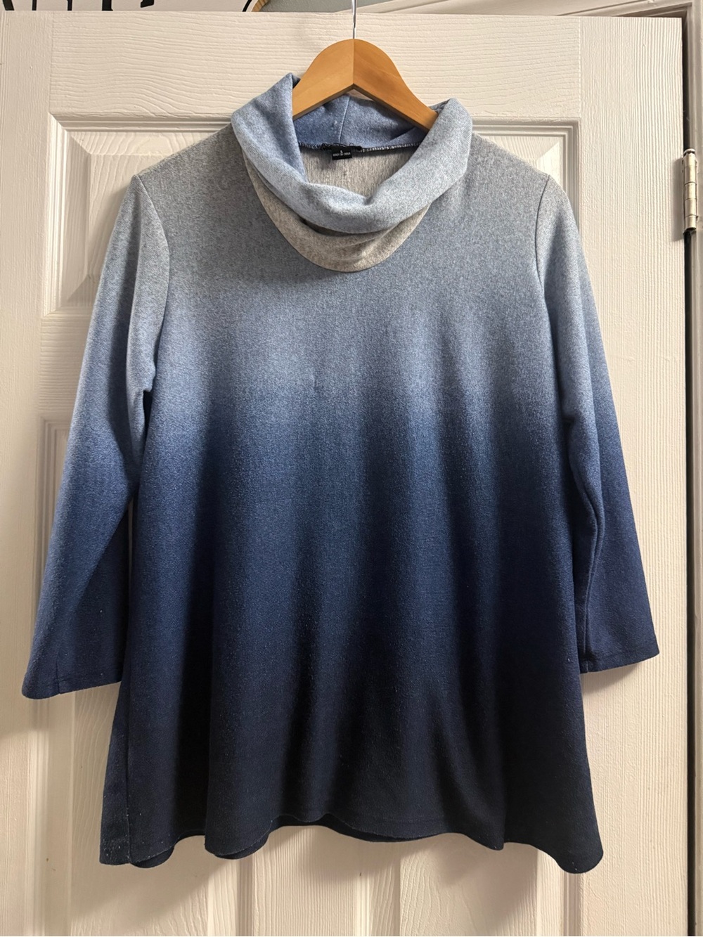 New Directions Ombré Turtleneck Large